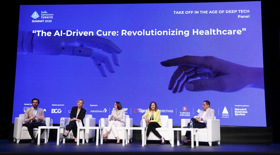 AstraZeneca Türkiye’den sağlıkta yapay zeka paneli